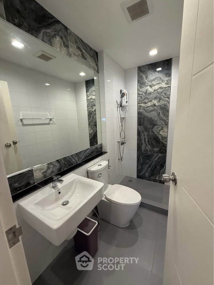 picture 3-BR Townhouse at Eigen Rama9 in Prawet (ID 3307048) - 19/30