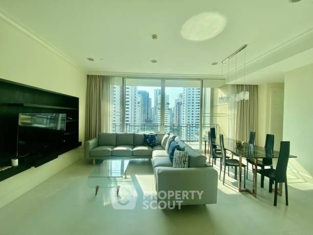 picture 3-BR Condo at Royce Private Residences near MRT Sukhumvit (ID 2918136) - 2/6
