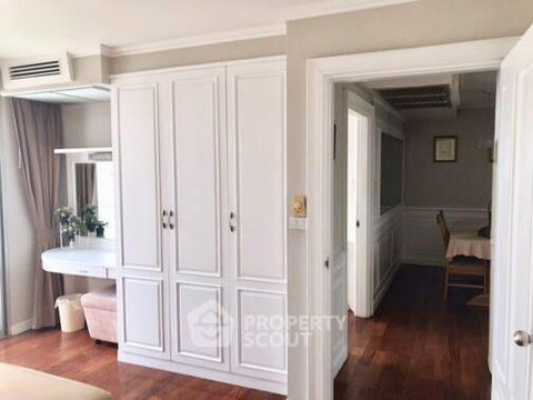 ชั้น 17 ห้อง 2 ห้องนอน Asoke Place เดิน 300 ม. ถึง MRT สุขุมวิท (ID 2834880)