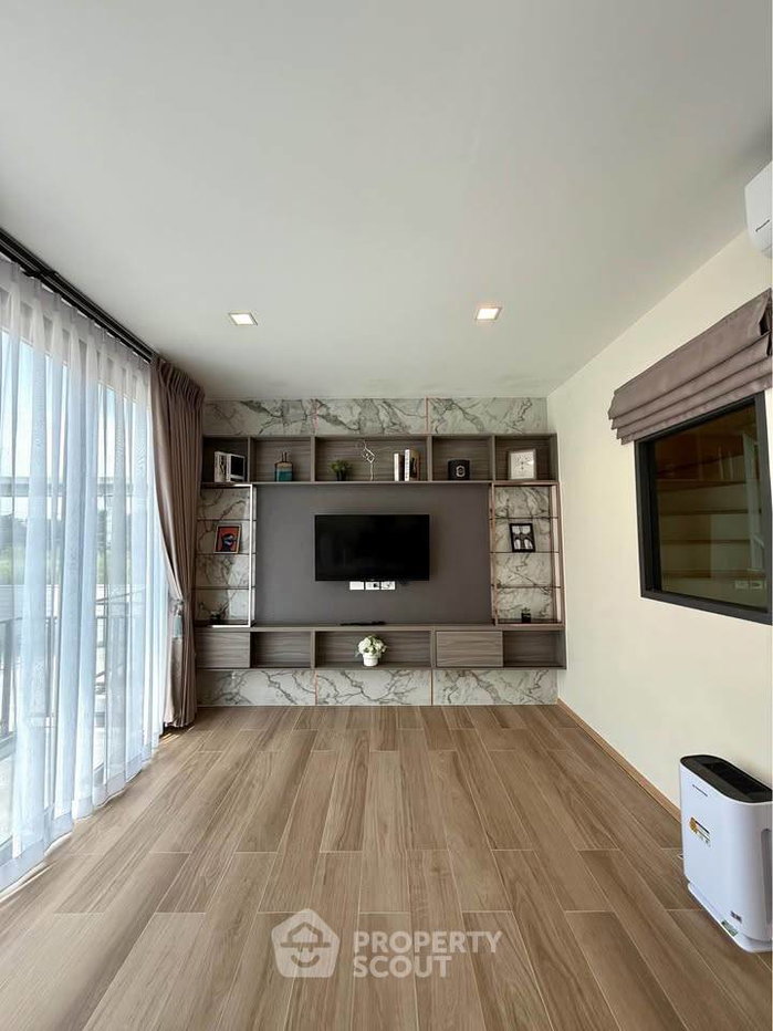 picture 3-BR Townhouse at Eigen Rama9 in Prawet (ID 3307048) - 4/30