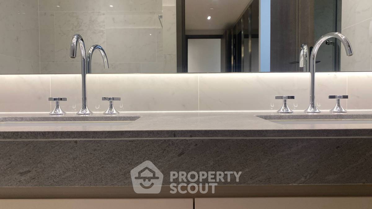 picture 2-BR Condo Tonson One Residence Near BTS Chit Lom (300m) (ID 3124766) - 14/15