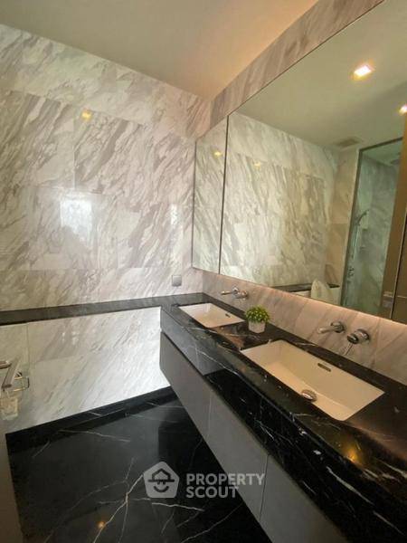picture 16th-Floor 2-BR, 131 Sqm at Saladaeng One Near MRT Silom (ID 2834545) - 5/8