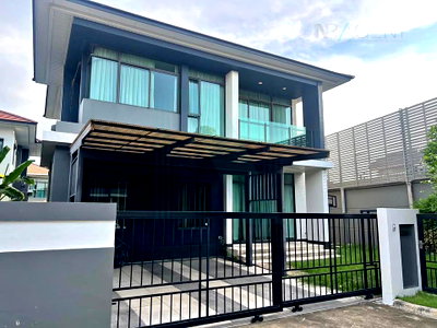 Houses for rent Bangkok : For Rent 2-story House SETTHASIRI KRUNGTHEP KREETHA 4 bedroom 3 bathroom
