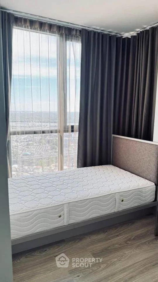 รูป คอนโด 2 ห้องนอน Oka Haus Sukhumvit 36 ใกล้ BTS ทองหล่อ (ID 2884235) - รูปที่ 2/8