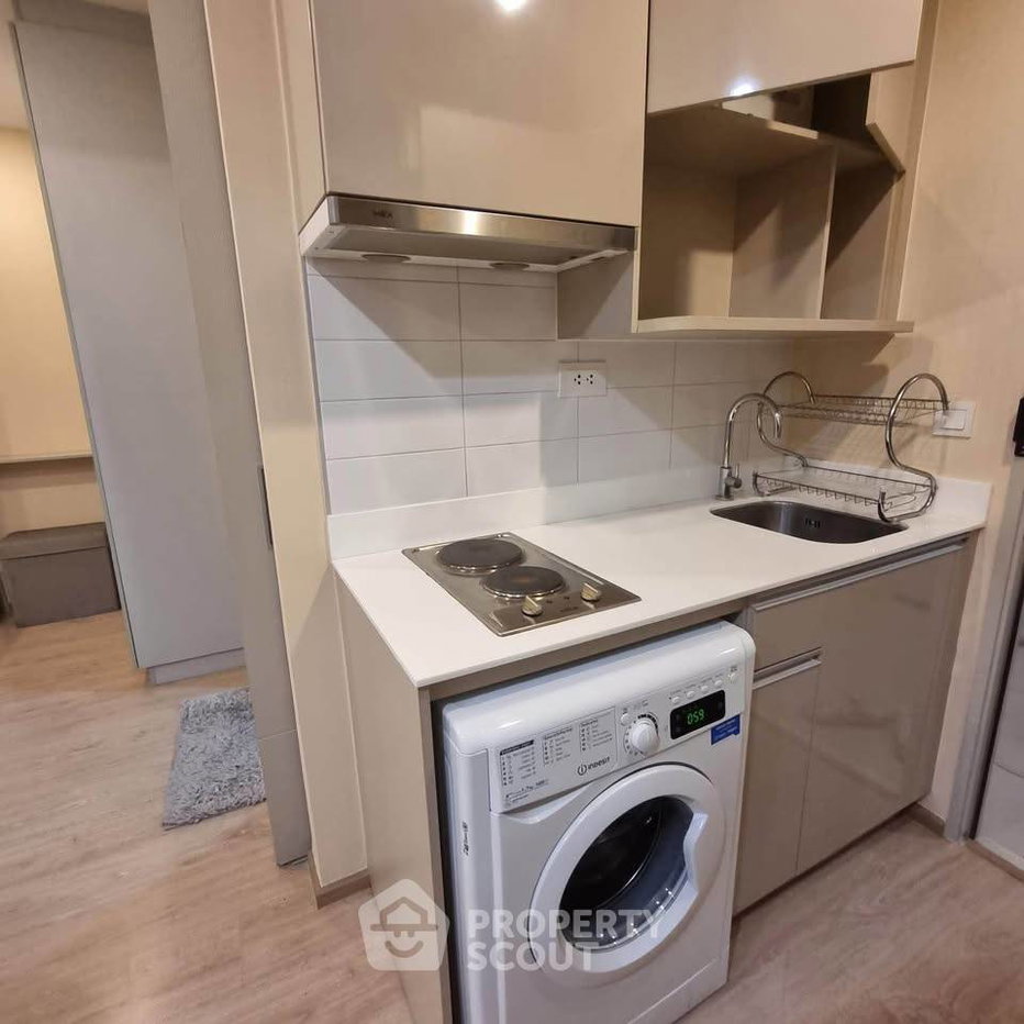 picture 1-BR Condo at Ideo Q Chula Samyan near MRT Sam Yan (ID 2530343) - 6/6