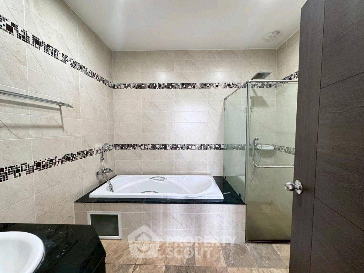 รูป คอนโด 2 ห้องนอน My Hip Condo เชียงใหม่ (ID 2250561) - รูปที่ 6/19