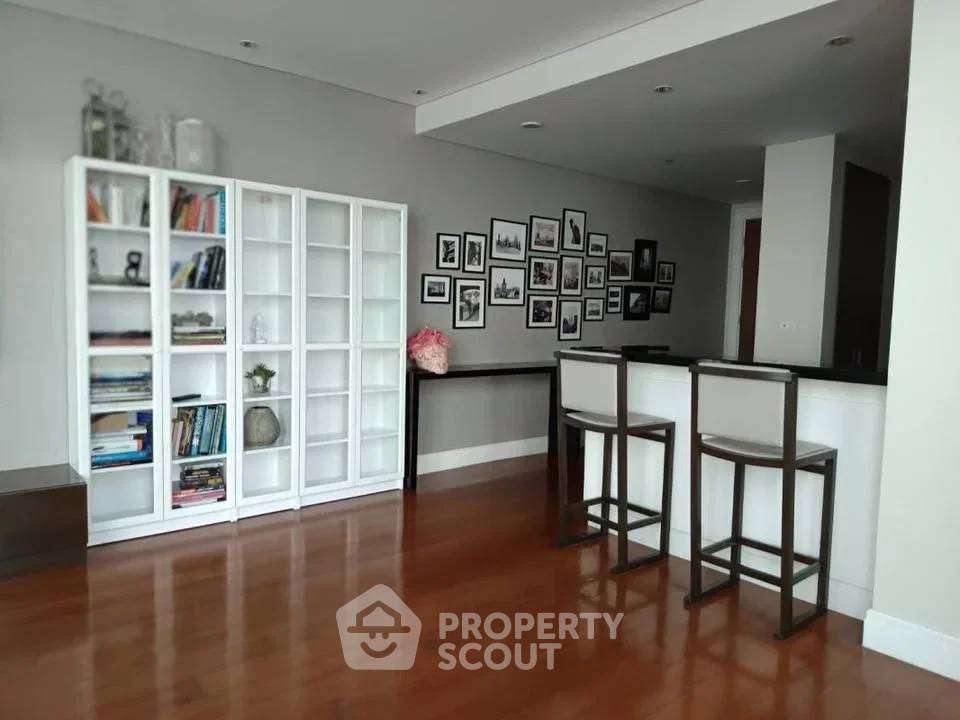 picture 3-BR Condo at Bright Sukhumvit 24 Condominium near BTS Phrom Phong (ID 2884027) - 6/8