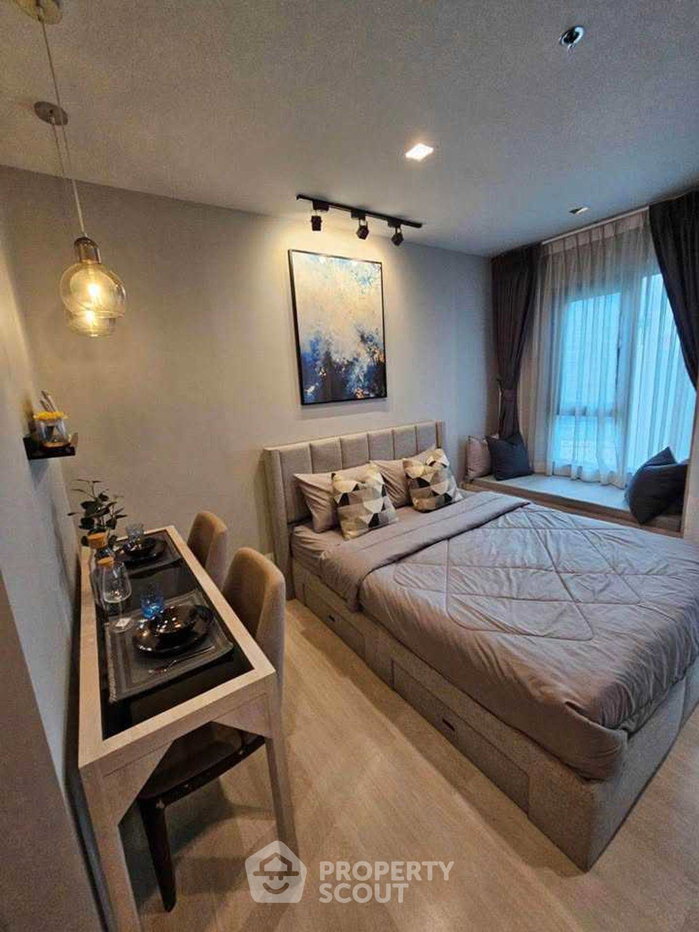 picture Studio Condo at Life One Wireless near BTS Phloen Chit (ID 2312089) - 3/9