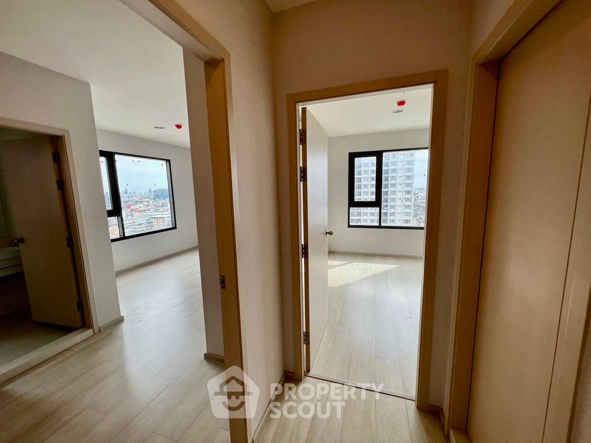 picture 100m From MRT Bang Yi Khan | 15th-Floor 2-BR Life Pinklao (ID 2837957) - 8/8