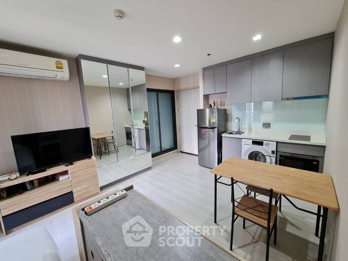 รูป คอนโด 1 ห้องนอน ชั้น 15 Rhythm Sukhumvit 36-38 ใกล้ BTS ทองหล่อ (ID 2737300) - รูปที่ 3/12
