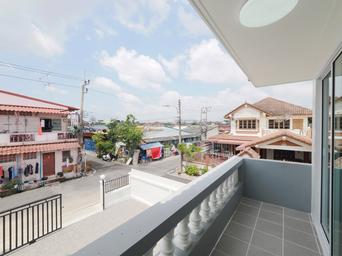 รูป ขายราคาพิเศษ บ้านเดี่ยว 2 ชั้น ม.เบญจทรัพย์นคร ขนาด 126.1 ตร.ว  6 นอน 2 น้ำ บ้านหลังใหญ่ เนื้อที่กว้าง ทำเลดีมาก เข้าอยู่ได้ทันที [เอกชัย-พระราม2] - รูปที่ 63/69