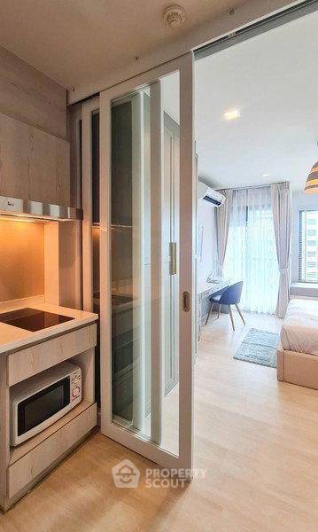 picture 1-BR Life One Wireless Near BTS Phloen Chit For Sale (ID 2918631) - 1/5