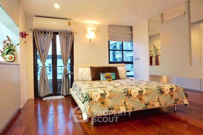 picture 2-BR Condo at Silom Terrace Condominium near BTS Sala Daeng (ID 2834796) - 4/4