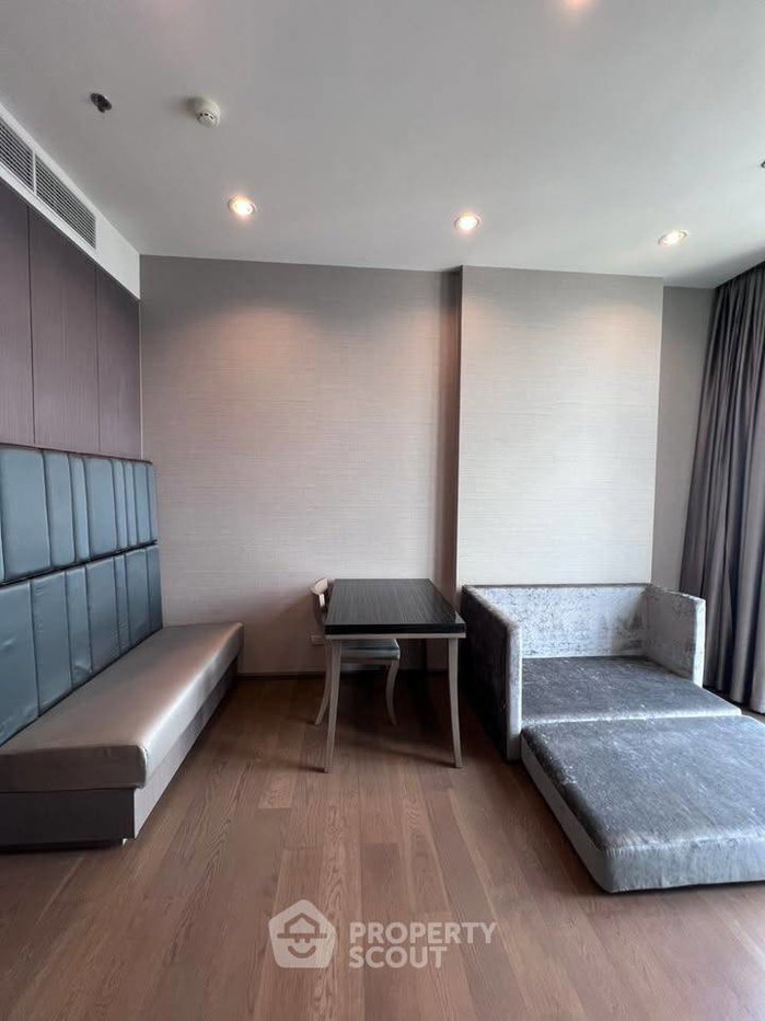 picture Just 90m To BTS Surasak | 1-BR The Diplomat Sathorn (ID 3123075) - 2/5
