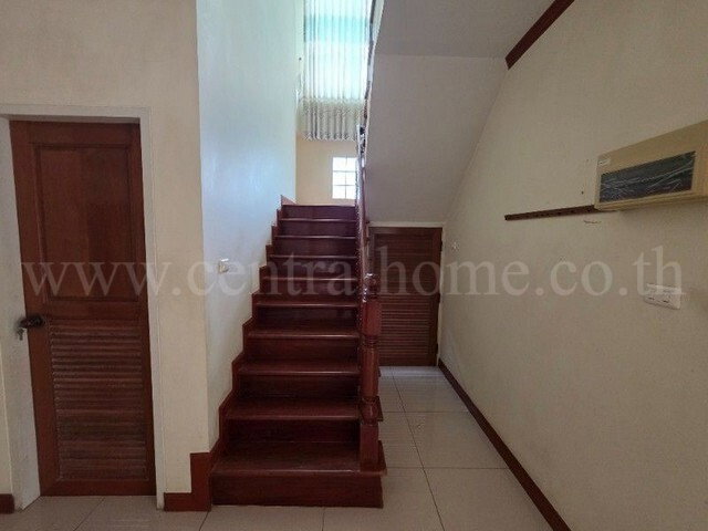 รูป บ้านเดี่ยว 2 ชั้น พร้อมที่ดิน 245.4 ตร.วา ซอยบางกร่าง 62 ติดถนนราชพฤกษ์ ราคาดี - รูปที่ 10/18