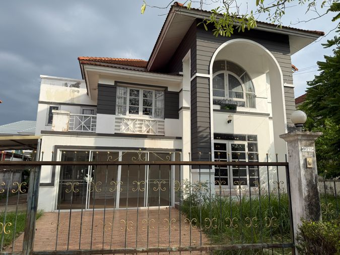 ขายบ้านเดี่ยว 5 ห้องนอน 220 ตร.ม. 100 ตร.ว. บ้านลลิล วัชรพล