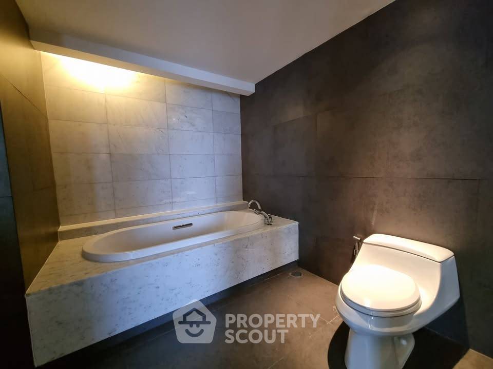 รูป คอนโด 3 ห้องนอน 180 ตร.ม. La Citta Penthouse ใกล้ BTS ทองหล่อ (ID 3234033) - รูปที่ 8/16