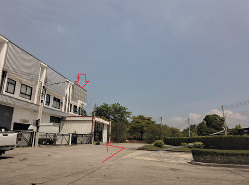 TOWN HOUSE 98.8 Sq.w. Si Racha Chonburi for 7.8M