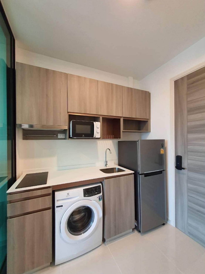รูป ให้เช่า Knightsbridge Collage Ramkhamhaeng ใกล้ MRT ลำสาลี 1 นอน ราคา 10,000 บาท เฟอร์+เครื่องใช้ไฟฟ้าครบ พร้อมเข้าอยู่ ติดต่อ Line : @551txomc - รูปที่ 3/9