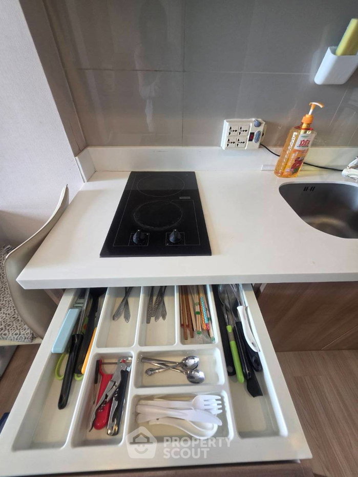 รูป คอนโด 1-ห้องนอน ที่ ริธึ่ม สาทร ใกล้ BTS สะพานตากสิน (ID 2985432) - รูปที่ 5/9