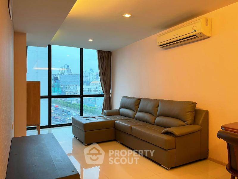 รูป คอนโด 1 ห้องนอนให้เช่า Socio Ruamrudee ใกล้ BTS นานา (ID 2836088) - รูปที่ 1/8