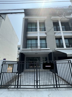 รูปภาพ For Rent Townhouse/Townhome , BAAN KLANG MUANG RAMA9-RAMKHMAHAENG , Phlapphla , Wang Thong Lang , Bangkok , CX-174802 ✅ Live chat with us ADD LINE @connexproperty ✅