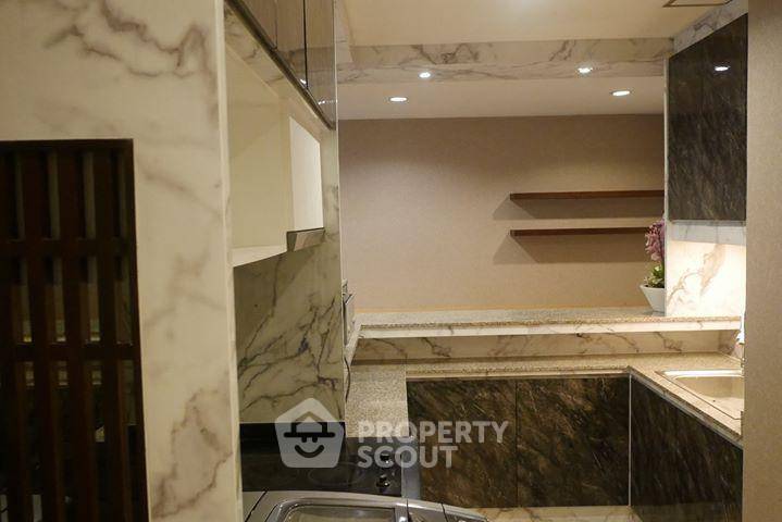 รูป คอนโด 2-ห้องนอน ที่ อโศก เพลส ใกล้ MRT สุขุมวิท (ID 2834824) - รูปที่ 7/8