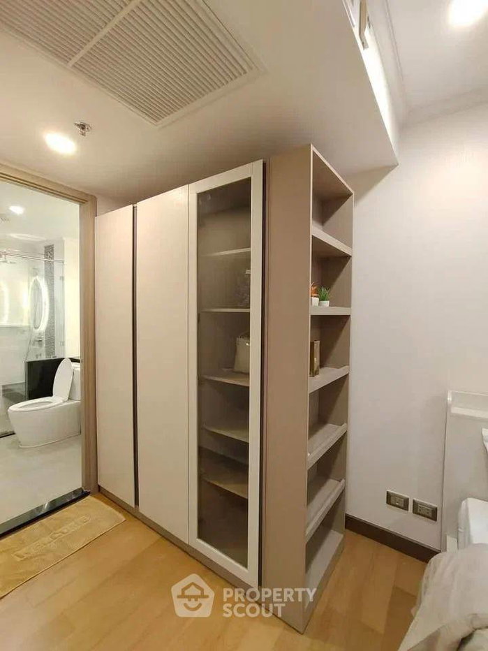 picture 1-BR At Supalai Oriental Sukhumvit 39 Near MRT Phetchaburi (ID 2884285) - 3/8
