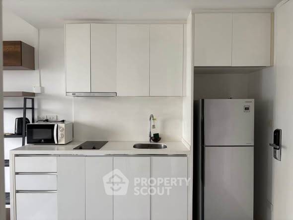 รูป ใกล้ BTS นานา เพียง 200 ม. | 1 ห้องนอน Nana Condo สุขุมวิท (ID 3306250) - รูปที่ 3/8