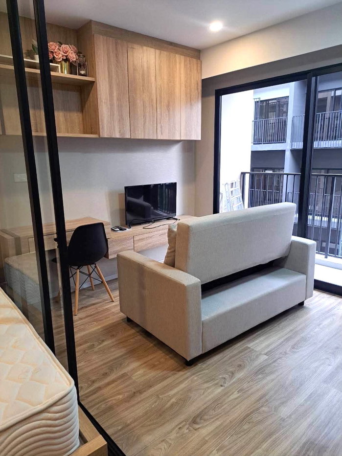 รูป 💥 [𝐏-𝟏𝟎𝟑𝟏𝟕] FOR RENT : Blossom Condo @ Sathorn-Charoenrat ใกล้ BTS สุรศักดิ์ 𝟏𝟒,𝟎𝟎𝟎/ด. | Line ID @easycondoplus | 099-229-6397 - รูปที่ 1/7