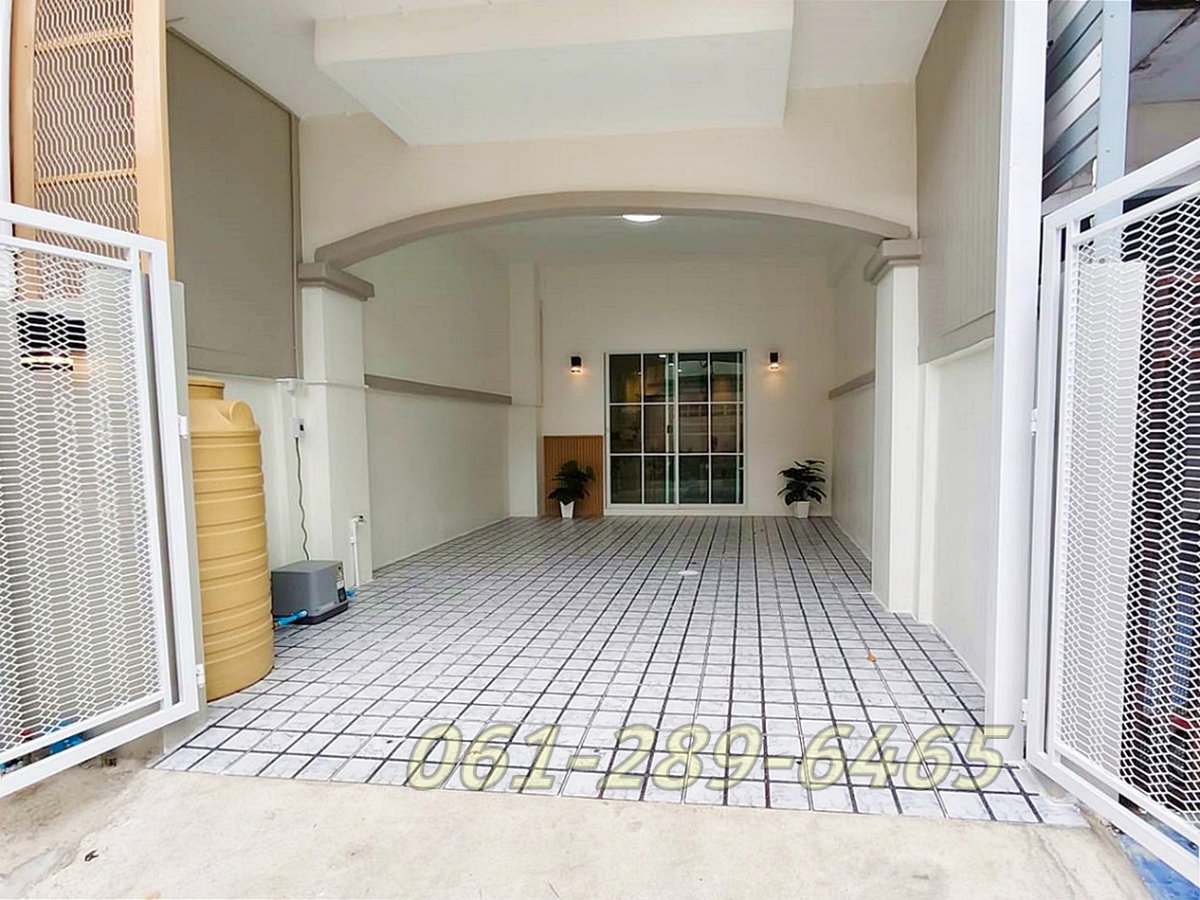 รูป DE. เพียง 1,690,000 บาท เท่านั้น บ้านสวย 3 ห้องนอน มีระเบียงหน้าบ้าน #หมู่บ้านมนวดี ถนนวัดลาดปลาดุก บางบัวทอง ใกล้เซ็นทรัล เวสเกต - รูปที่ 4/27