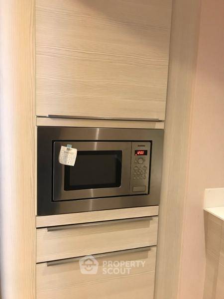 picture 1-BR H Sukhumvit 43, 42 Sqm Near BTS Phrom Phong (ID 2836001) - 5/5