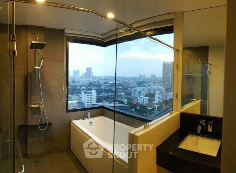 รูป คอนโด 2-ห้องนอน ที่ เออบาโน่ แอปโซลูท ใกล้ BTS กรุงธนบุรี (ID 2834825) - รูปที่ 2/7