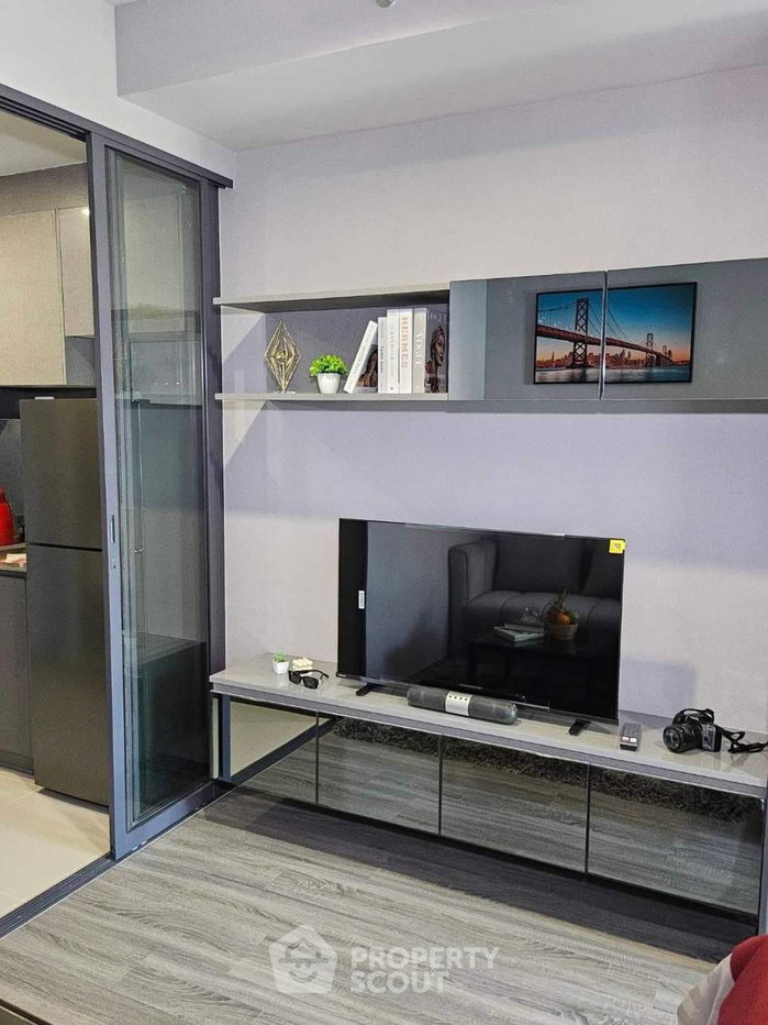 picture 15th-Floor 1-BR Condo At Ideo Chula Samyan Near MRT Sam Yan (ID 3305814) - 5/12