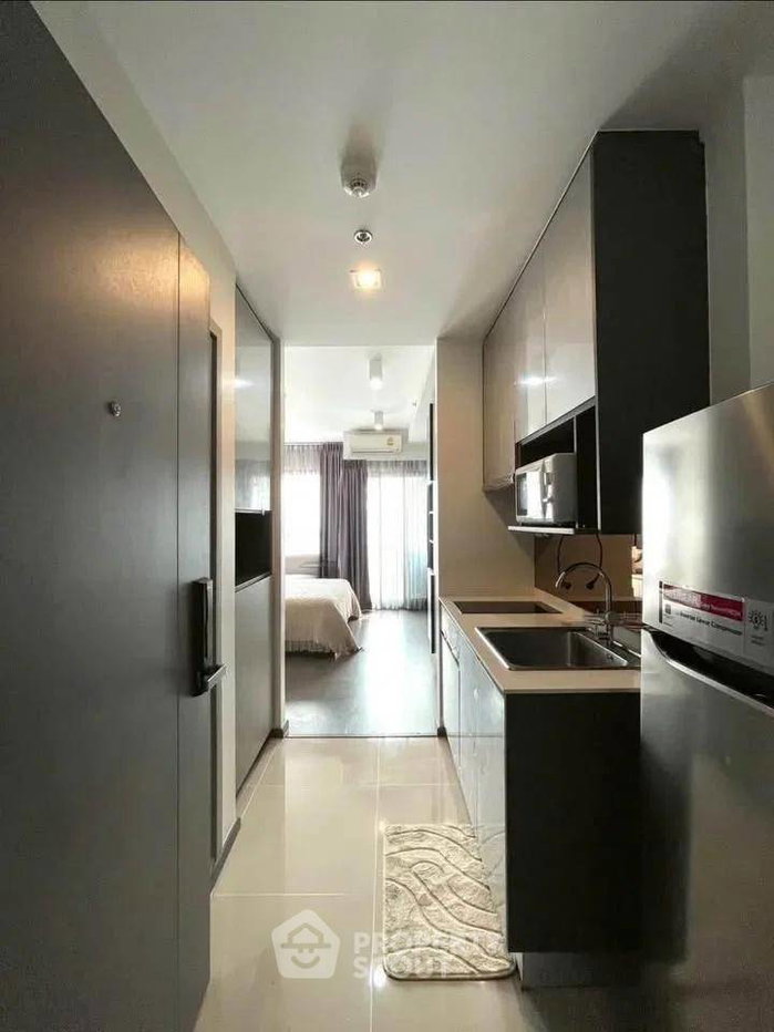 picture 200m To BTS Saphan Khwai | 1-BR Ideo Phaholyothin Chatuchak (ID 2884838) - 3/8