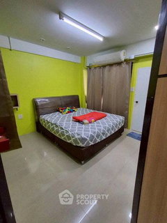 2-BR Condo At Silom Surawong Condominium Near BTS Chong Nonsi (ID 2918388)
