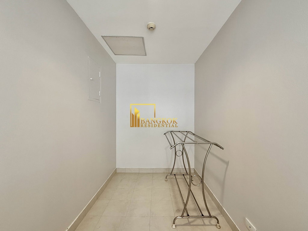 รูป Tonson Court | Spacious 3 Bedroom Condo in Prime Area - BR15840CD - รูปที่ 26/37