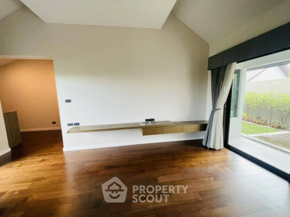 picture 4-BR House at Private Nirvana Residence North-East in Khlong Chan (ID 1442013) - 23/24