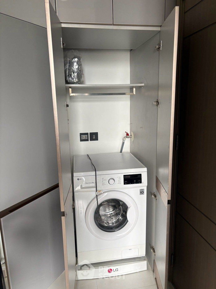 picture 1-BR Condo at The Esse At Singha Complex near MRT Phetchaburi (ID 3298628) - 12/19
