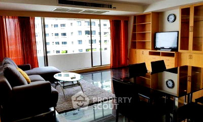 Condos for sale : 3-BR Condo at Diamond Tower Condominium near BTS Chong Nonsi (ID 2918205)