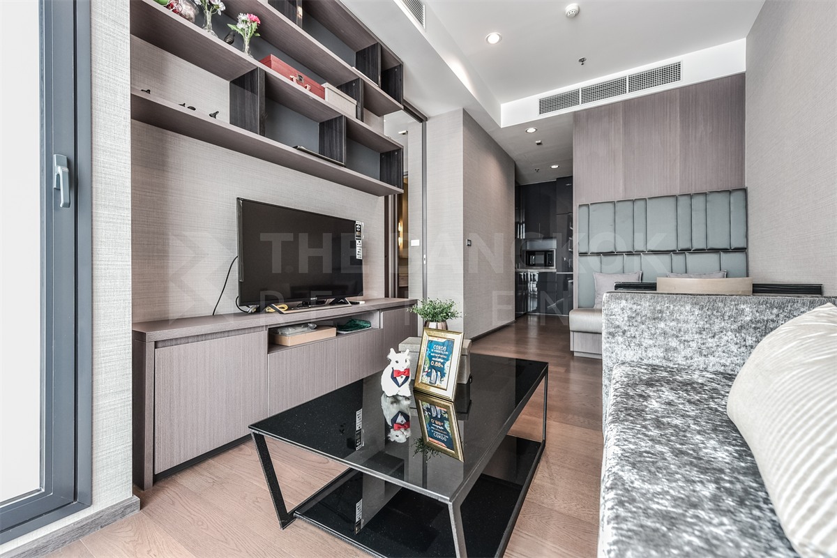picture Comfortable and Ready to Move-in The Diplomat Sathorn near BTS Surasak - 1/10