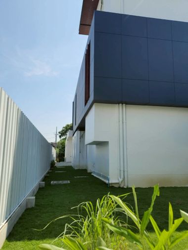5-bed house for rent, 700 sqm, 250 sq wah, Phra Khanong