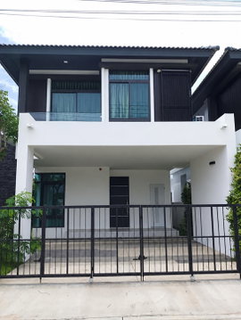 🏡✨ บ้านแฝด 2 ชั้นให้เช่า โครงการบ้านธาราคีรี 2 ทำเลหางดง | 3 ห้องนอน | 25,000 บาท/เดือน ✨🏡  #AHD-H0642