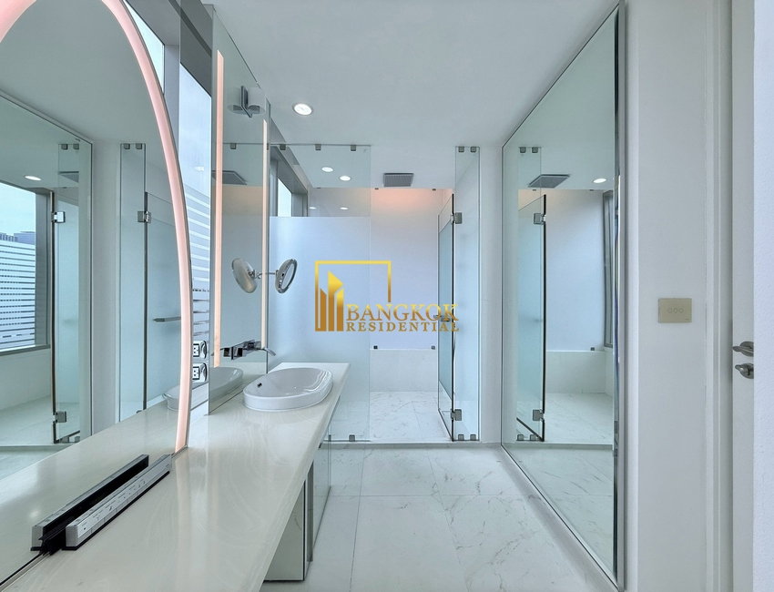 รูป 185 Rajadamri | Rare 3 Bed Duplex Luxury Condo in Prime Area - BR13916CD - รูปที่ 35/65