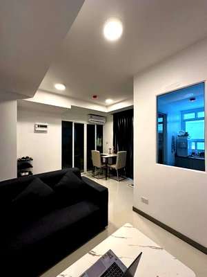 Condos for rent Chiang Mai : The Green City 2 Condo (in Chiang Mai Business Park), Spacious room, free Wi-Fi, fully furnished, ready to move in. (Tel/Line 088-5986998)