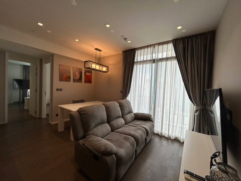 TY1051 Condo for Rent: MUNIQ Sukhumvit 23 – Beautiful unit, fully furnished, special price.