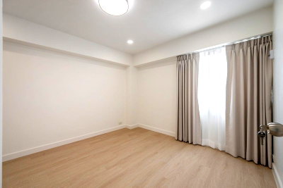 ขายคอนโด : B010026 Bangna Place