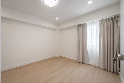 B010026 Bangna Place