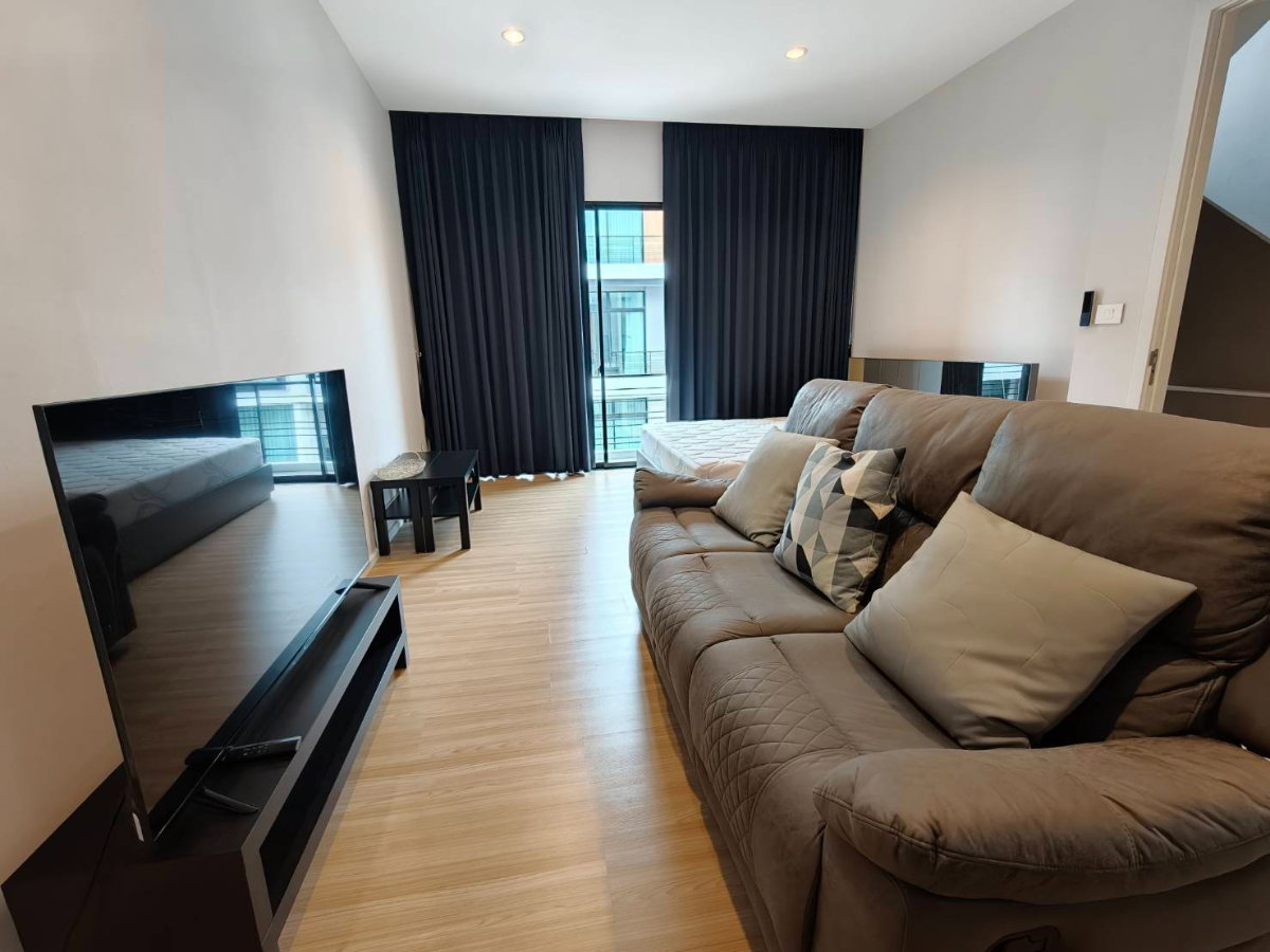 picture Lowest Price on the Market — Below Market Value Nirvana Define Srinakarin–Rama 9 - 10/22