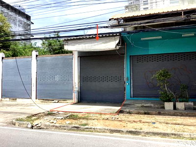 Shophouses for sale Prachaubkirikhan : SHOP HOUSE 30 Sq.w. Pran Buri Prachaubkirikhan for 1.5M